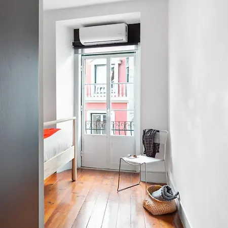 Apartment Joivy Bold And Colourful 1-bed Flat At The Heart Of Chiado, Nearby Carmo Convent Lisbon