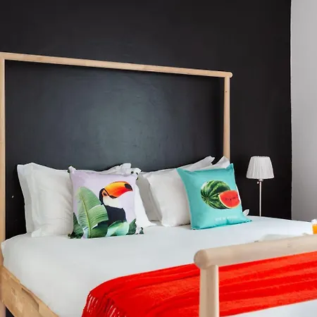 Joivy Bold And Colourful 1-bed Flat At The Heart Of Chiado, Nearby Carmo Convent Lisbon