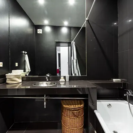 Apartment Joivy Bold And Colourful 1-bed Flat At The Heart Of Chiado, Nearby Carmo Convent